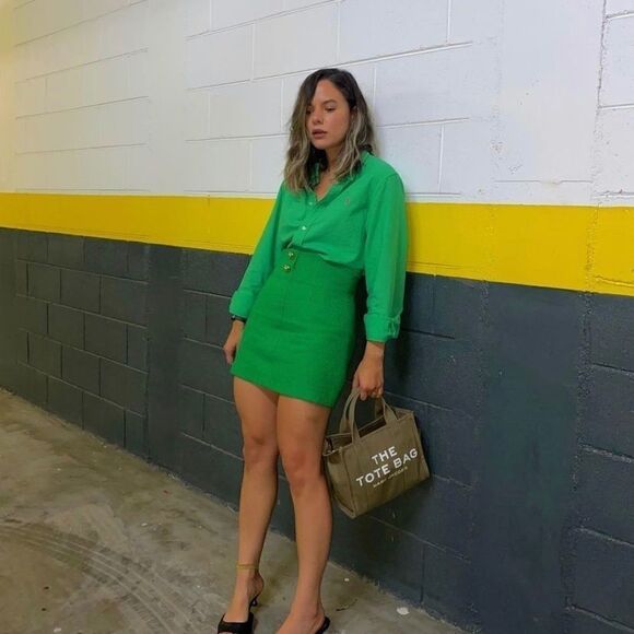 Zara high waisted skirt apple green buttons - Picture 12 of 15